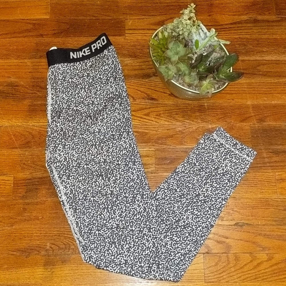Nike Pro Leggings